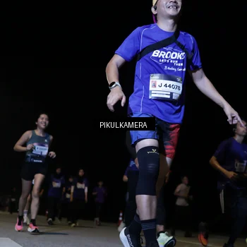 Runner Photo 7528157