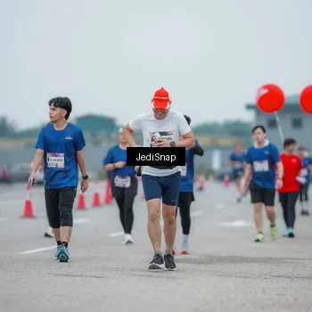 Runner Photo 7528158