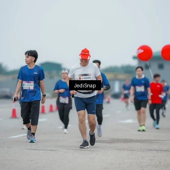Runner Photo 7528181