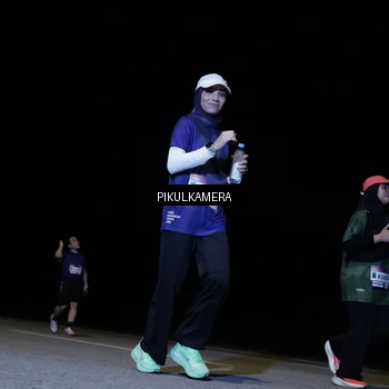 Runner Photo 7528201