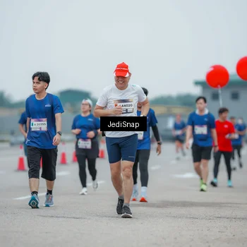 Runner Photo 7528206