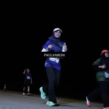 Runner Photo 7528212