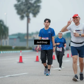 Runner Photo 7528217