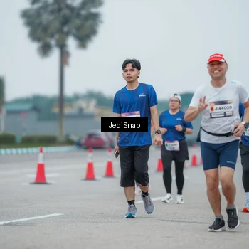 Runner Photo 7528226