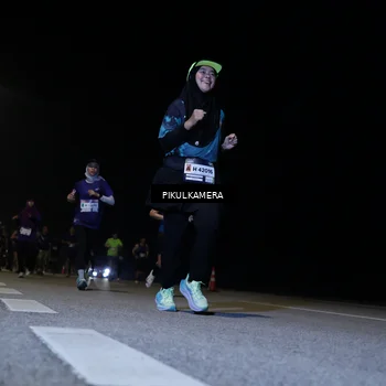 Runner Photo 7528256