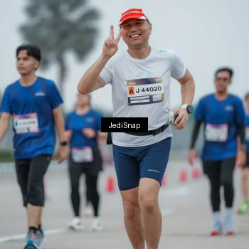 Runner Photo 7528271