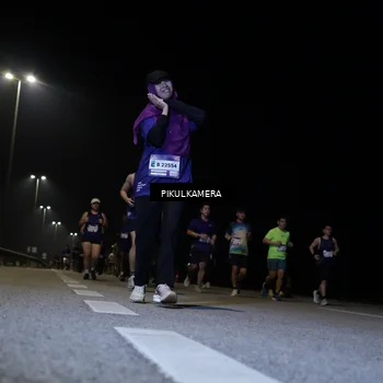 Runner Photo 7528290