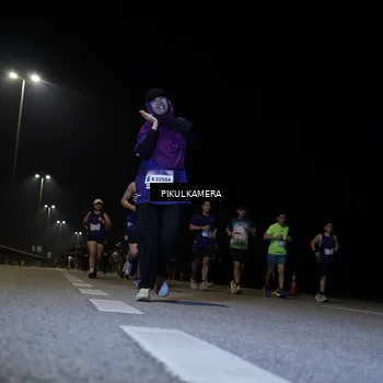 Runner Photo 7528299