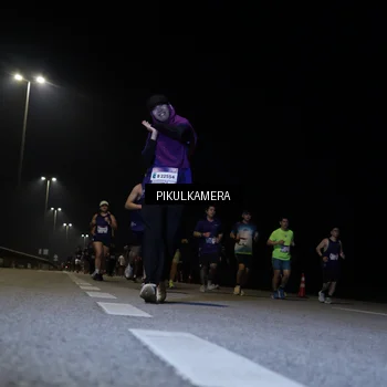 Runner Photo 7528301