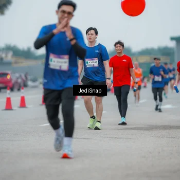 Runner Photo 7528321