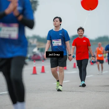 Runner Photo 7528333