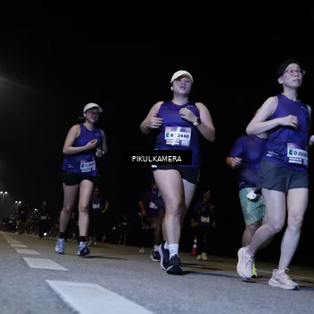 Runner Photo 7528371