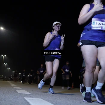Runner Photo 7528373