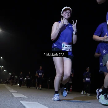 Runner Photo 7528390