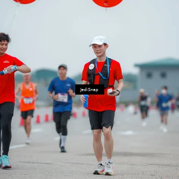 Runner Photo 7528421