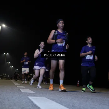Runner Photo 7528433