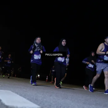 Runner Photo 7528449