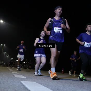 Runner Photo 7528458