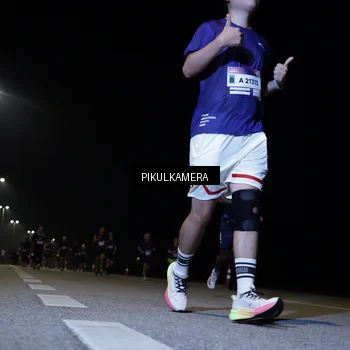 Runner Photo 7528470