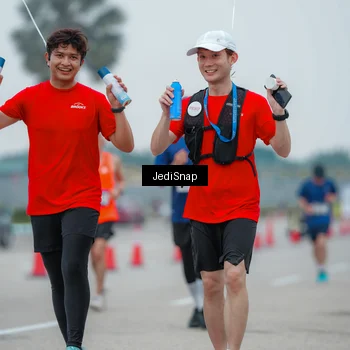 Runner Photo 7528480
