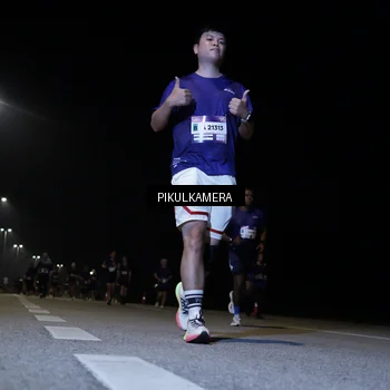 Runner Photo 7528487