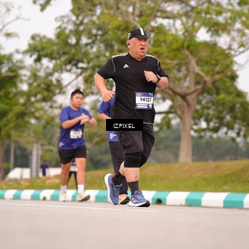 Runner Photo 7528491