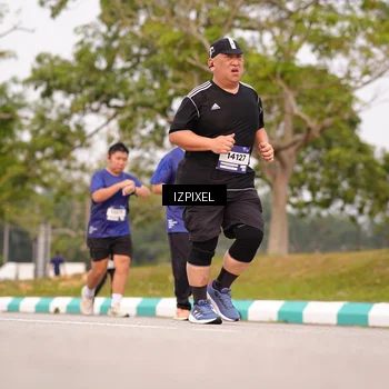 Runner Photo 7528497