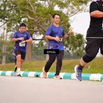 Runner Photo 7528499