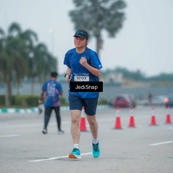 Runner Photo 7528533