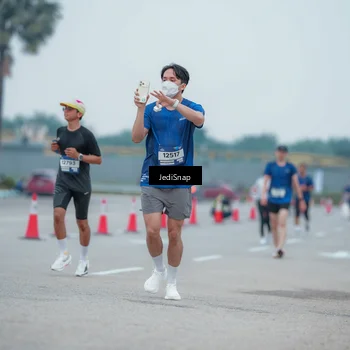 Runner Photo 7528548