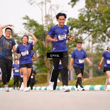 Runner Photo 7528554