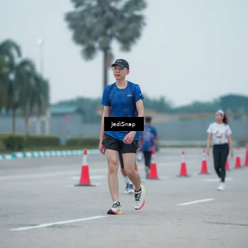 Runner Photo 7528570