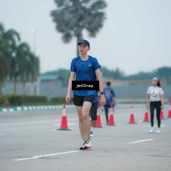 Runner Photo 7528580
