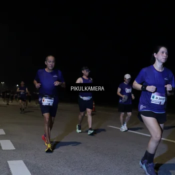 Runner Photo 7528592
