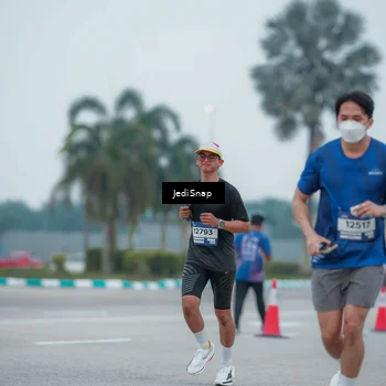 Runner Photo 7528596