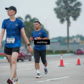 Runner Photo 7528608