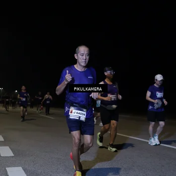 Runner Photo 7528617