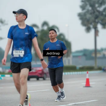 Runner Photo 7528627