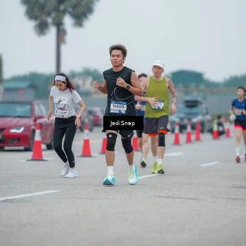 Runner Photo 7528653