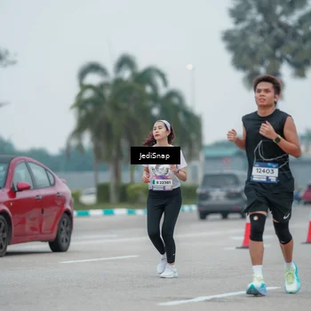 Runner Photo 7528658