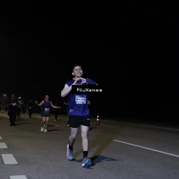 Runner Photo 7528662