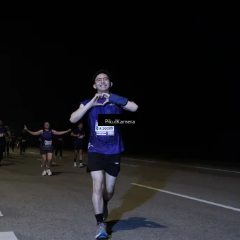Runner Photo 7528681