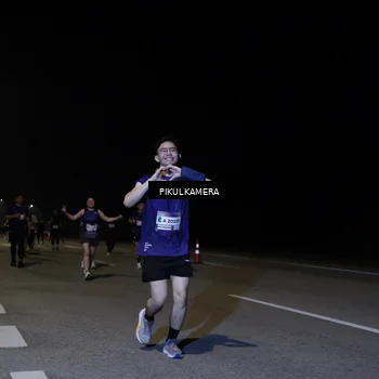 Runner Photo 7528682