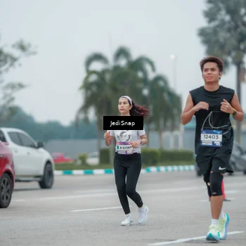 Runner Photo 7528687