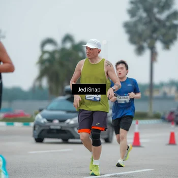 Runner Photo 7528724