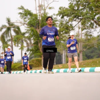 Runner Photo 7528799