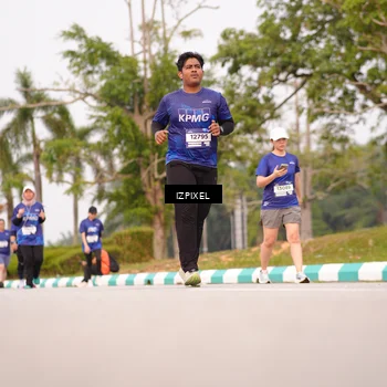 Runner Photo 7528800