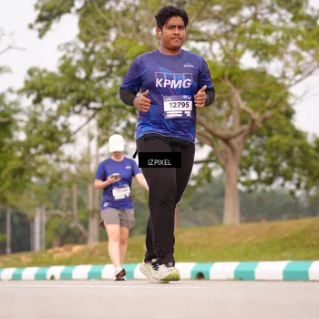 Runner Photo 7528810