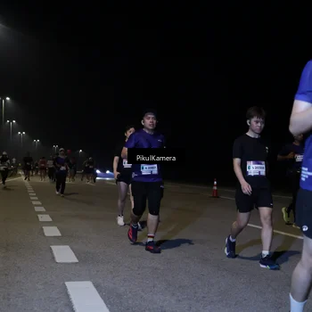 Runner Photo 7528824