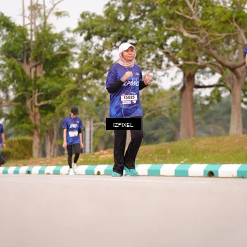 Runner Photo 7528828